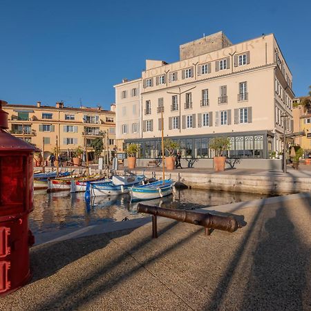 Hotel Restaurant De La Tour Sanary-sur-Mer Exterior foto